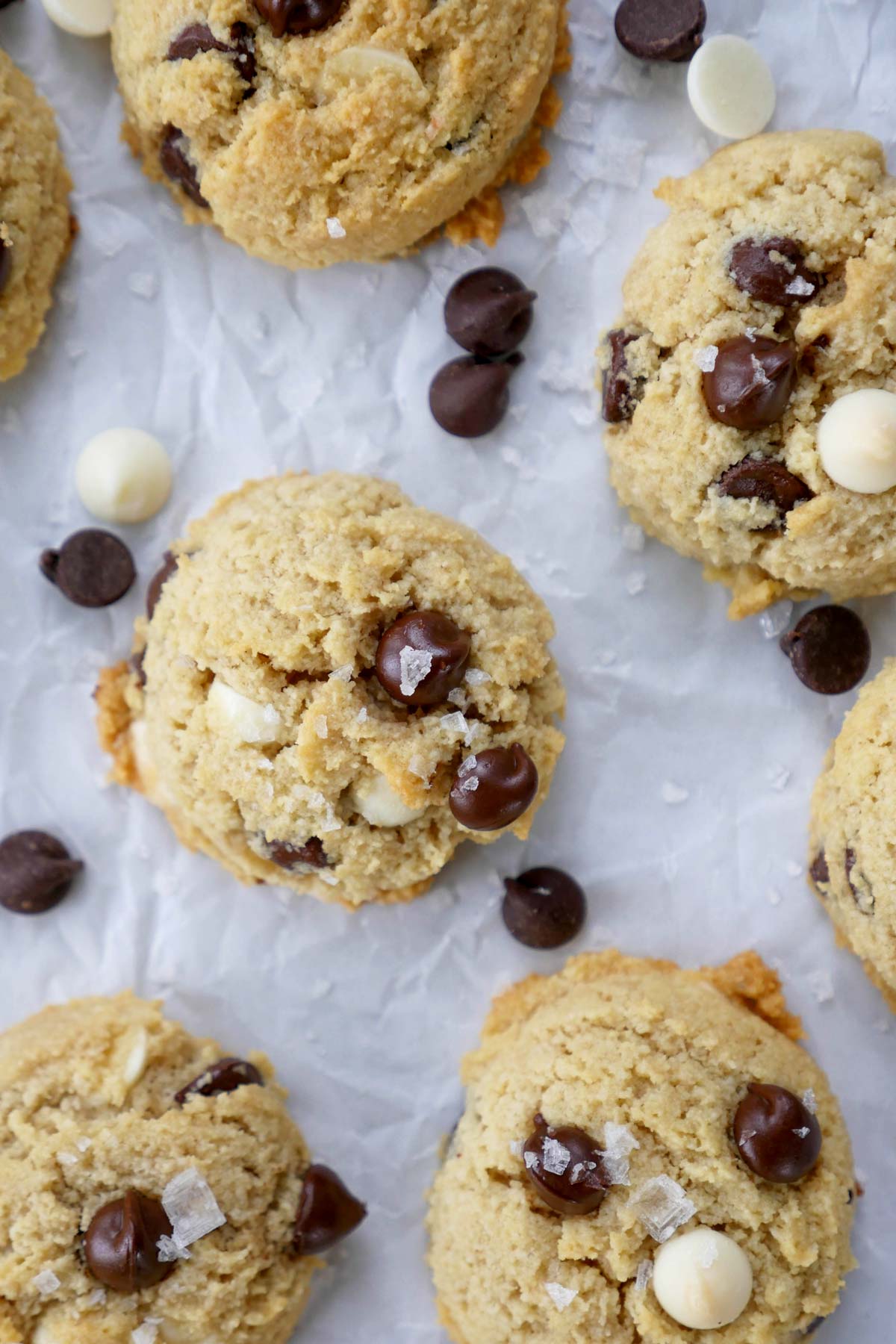 almond flour chocolate chip cookies