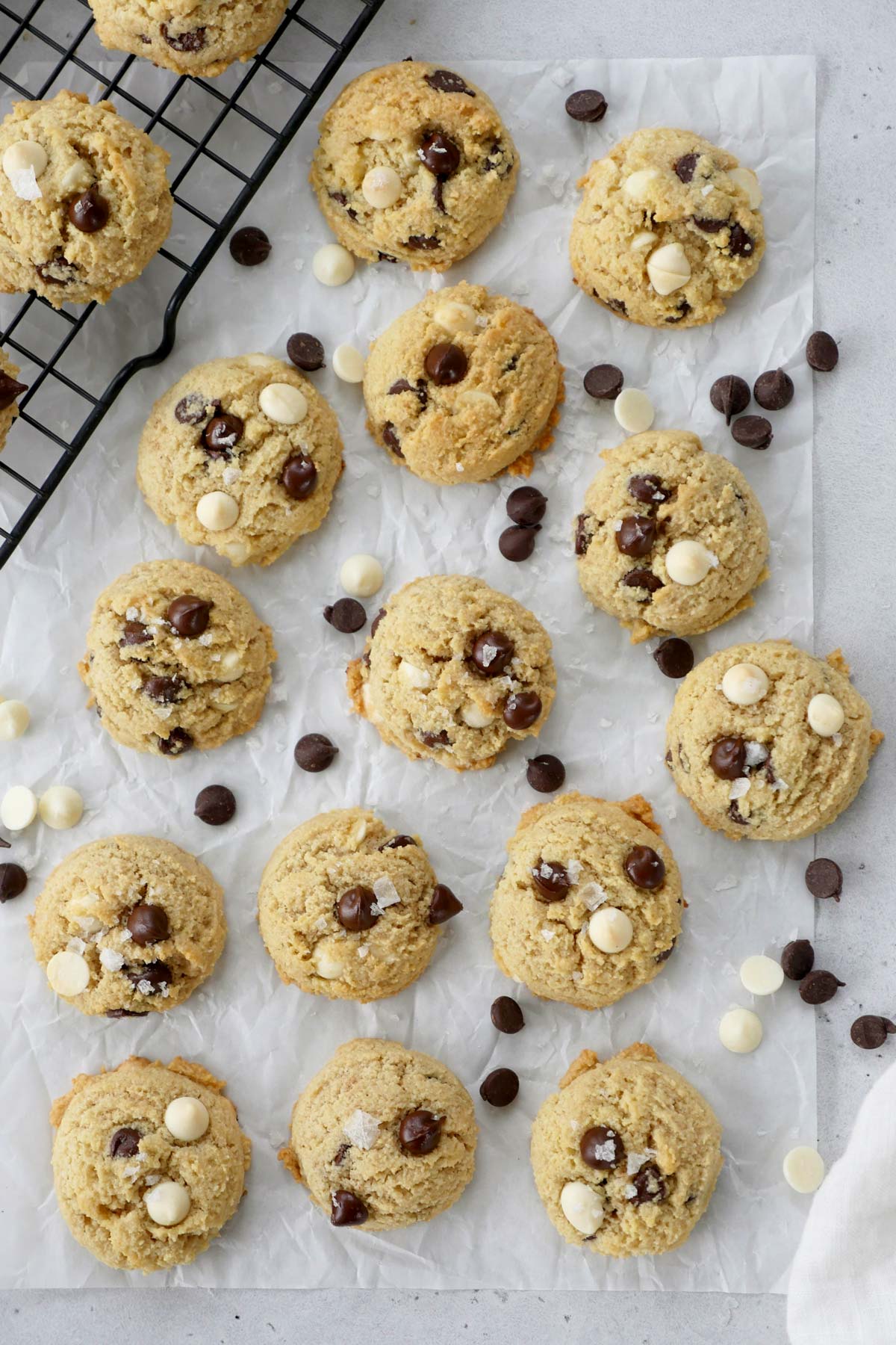 almond flour chocolate chip cookies