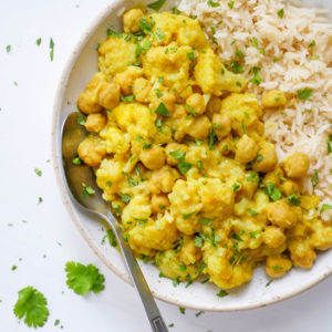 cauliflower chickpea coconut curry