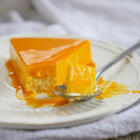 3-ingredient Mango Cheesecake