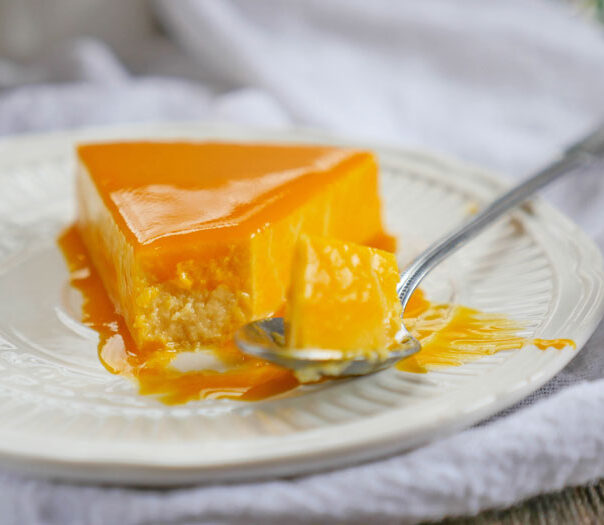 3-ingredient Mango Cheesecake